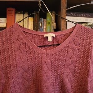 Cable Knit V-Neck Sweater in Purple